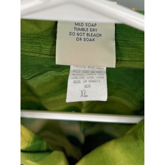 Winnie Fashion Men Hawaiian Floral Luau Button Up Short Sleeve Shirt Size XL - Picture 3 of 6